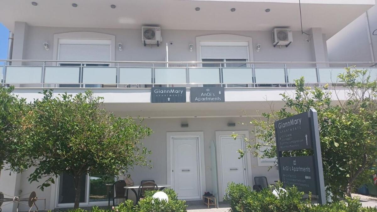 Giannmary Palaiochora Exterior foto